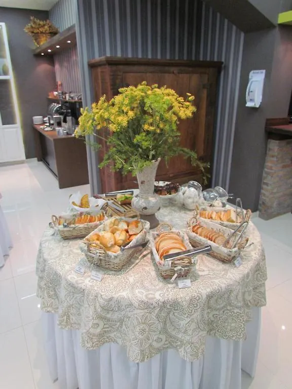 Almasty Hotel Chapecó