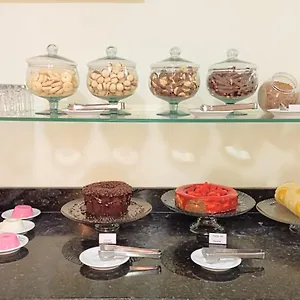 Golden - O - Pet Friendly Hotel